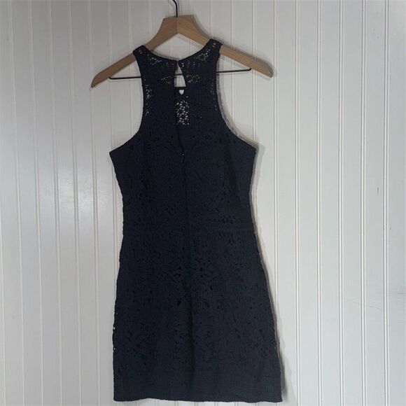 Lilly Pulitzer Navy Crochet Lace Mini Dress S Sleeveless Keyhole Lined Preppy - Picture 2 of 6